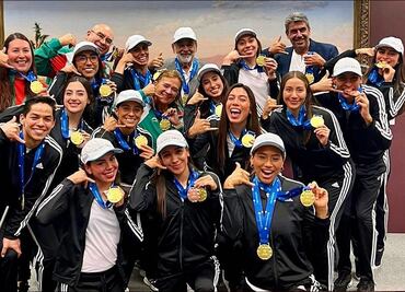 Integrantes de la Selección Mexicana de Natación Artística agradecen el apoyo de Carlos Slim y Arturo Elías Ayub