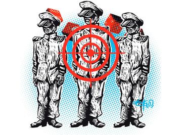 ¿Operación limpieza en la Marina?