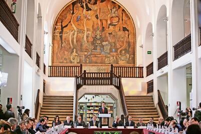 Reorganizan horarios y calendario de escuelas