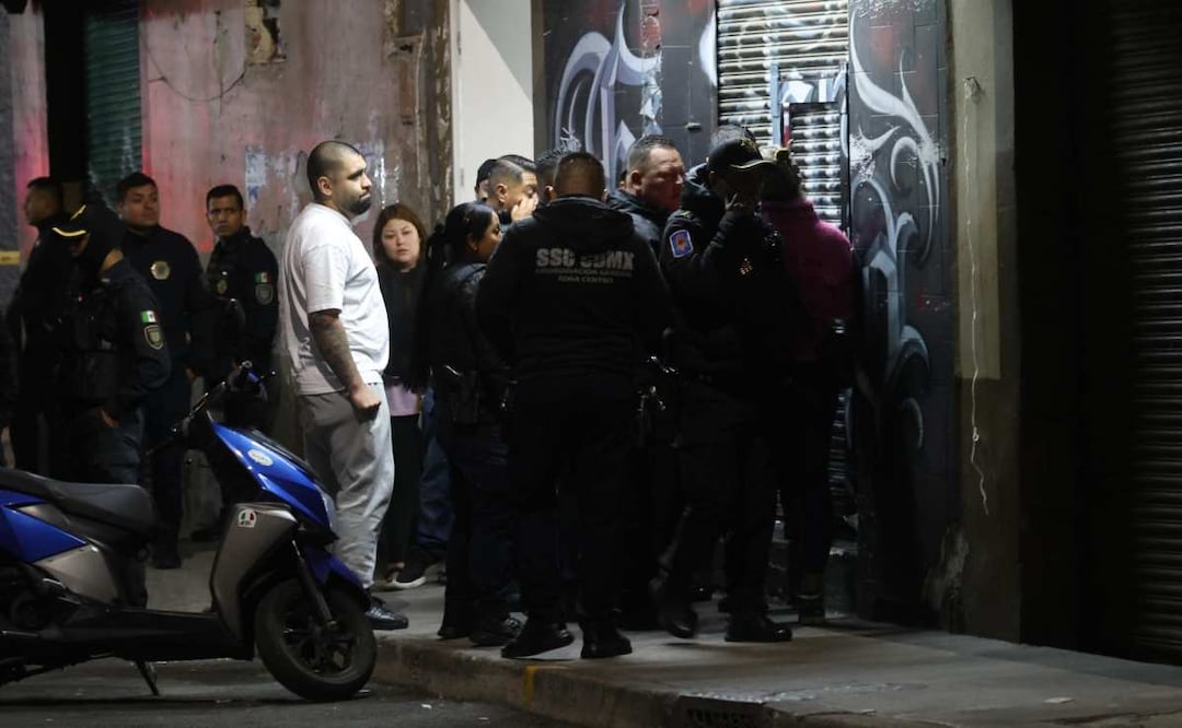 Ataque armado en barbería de Tepito deja dos muertos y un herido. Foto: Valente Rosas