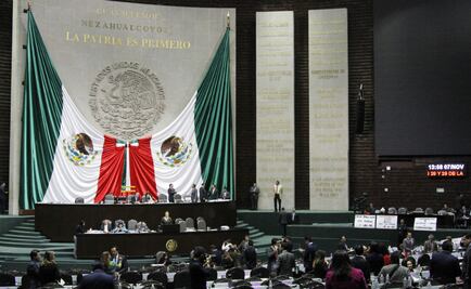 Senado inicia sesión con minuto de silencio en memoria al 2 de octubre