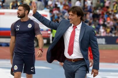 Matías Almeyda se queda en Chivas