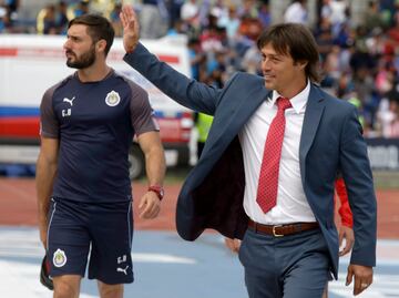 Matías Almeyda se queda en Chivas