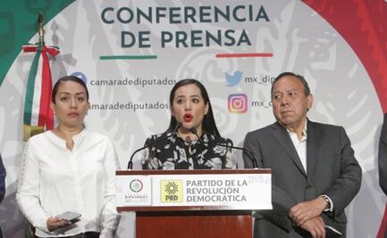 Morena analiza citar a comparecer a Sandra Cuevas por lanzar pelotas con billetes desde balcón