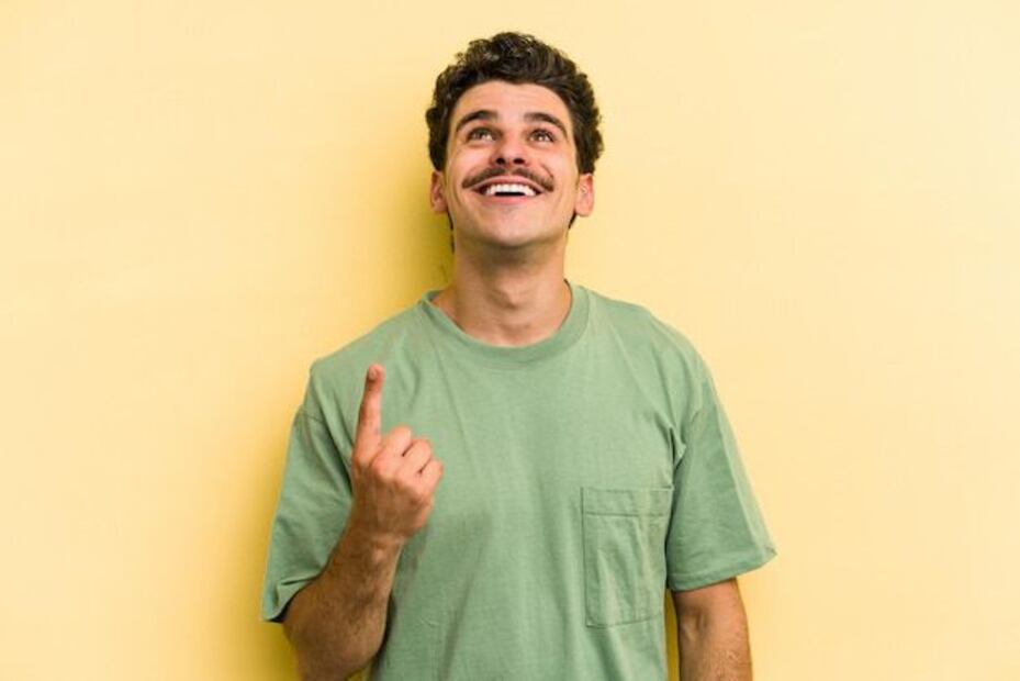 Tres falsedades que impiden tu felicidad. Fuente: Freepik.