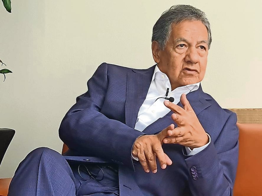 El senador Higinio Martínez Miranda asumió desde este miércoles el cargo de vicecoordinador del grupo parlamentario de Morena. Foto: EL UNIVERSAL