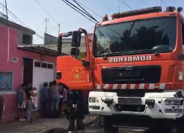 Se registra explosión por acumulación de gas en domicilio de Iztapalapa