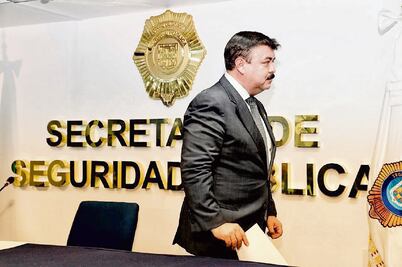 Sorpresiva renuncia de Hiram Almeida a la SSP