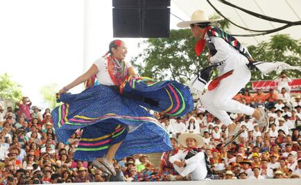 Oaxaca disfruta de la Guelaguetza sin bloqueos