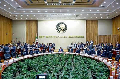 Aprueba INE bono de apoyo a su personal