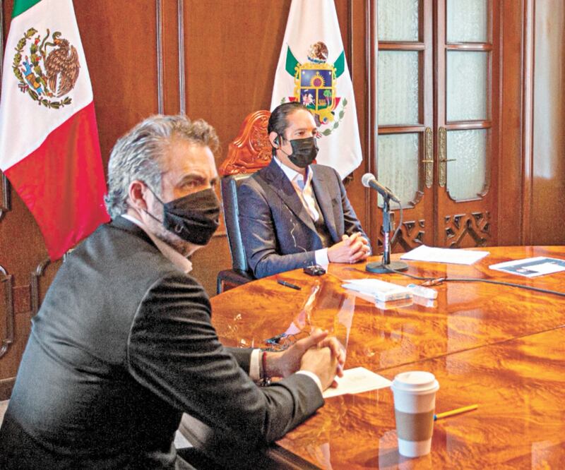 Francisco Domínguez Servién explicó que la inversión de Cloud-HQ generará más de mil empleos de alta especialidad. Foto: Especial