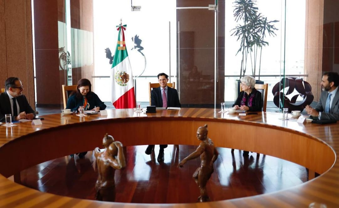 Roberto Velasco se reúne con cuerpo directivo de la Cancillería (06/04/2026). Foto: X @SRE_mx