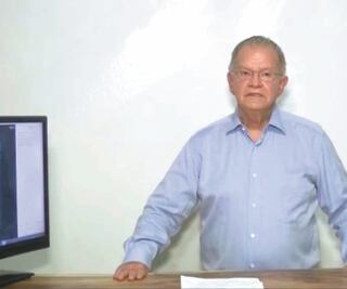 Exgobernador de Tabasco irá por la alcaldía