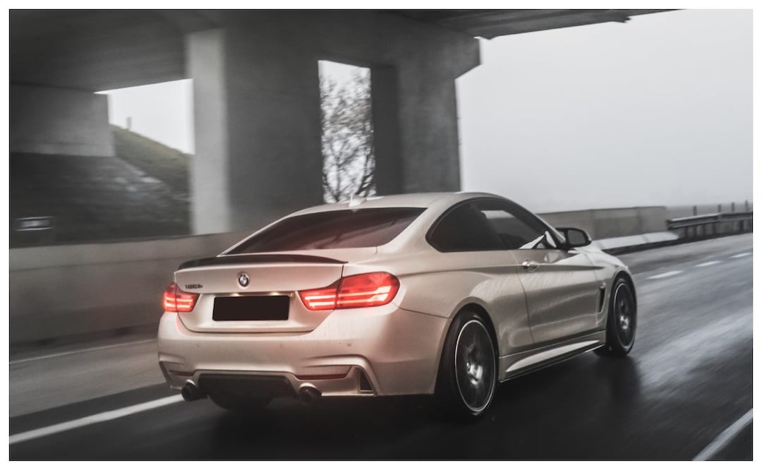 Toma tus precauciones si vas a manejar por carreteras con mucho frío. Imagen: Pexels