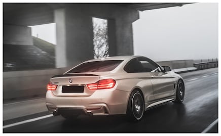 Cómo frenar un auto si la carretera está congelada