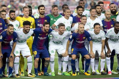 El Chapecoense inunda de sentimiento el trofeo Gamper en Barcelona