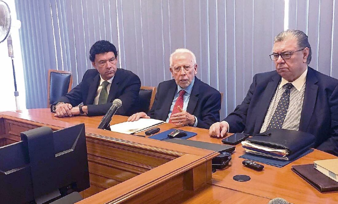 El Consejo de Representantes de la Comisión Nacional de los Salarios Mínimos acordó por unanimidad otorgar un aumento constituido por el Monto Independiente de Recuperación (MIR) de $4.00 pesos diarios al salario mínimo. (FOTO: CONASAMI)