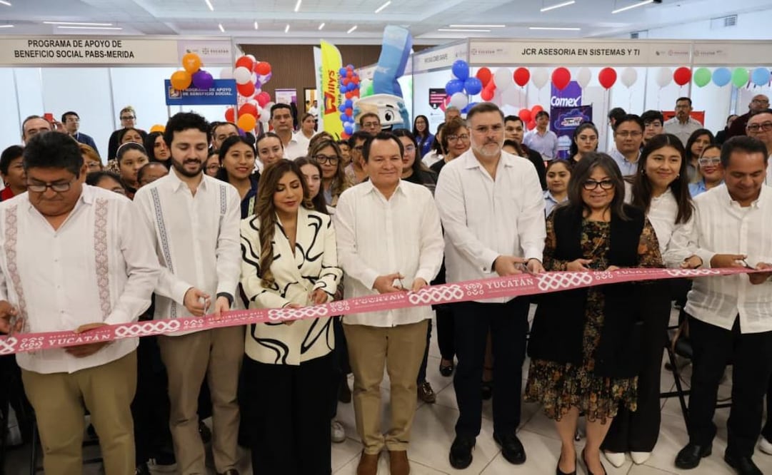 Inauguran Feria de Empleo para Mujeres en Yucatán; ofertan 400 vacantes con sueldos de hasta 25 mil pesos.
Foto: Especial.