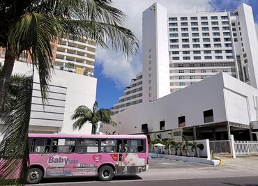 Cancún, "candidata" para retornar a color rojo ante aumento de Covid