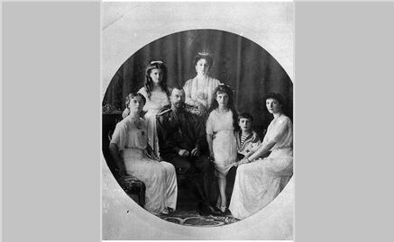 Libro aborda los meses más trágicos de los Romanov