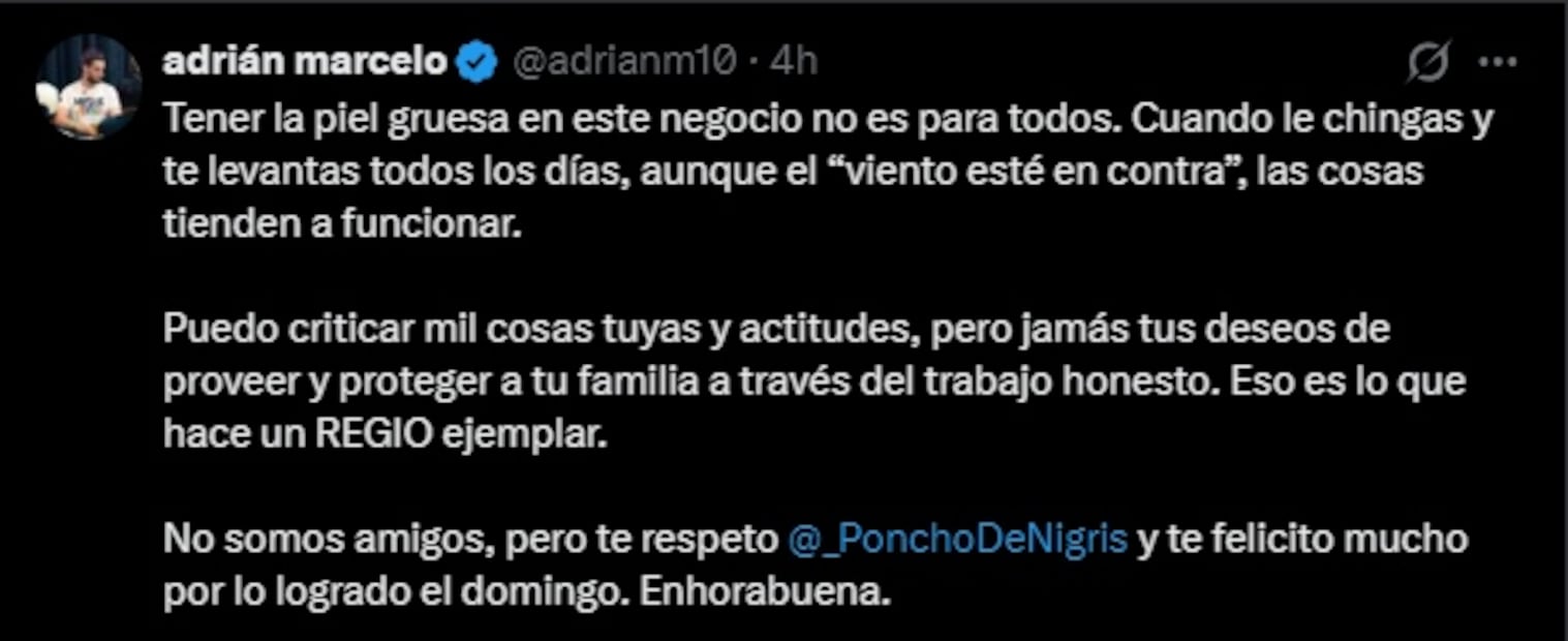 Adrián Marcelo lanza flores a Poncho de Nigris tras éxito de Ring Royale. Foto: Captura de pantalla