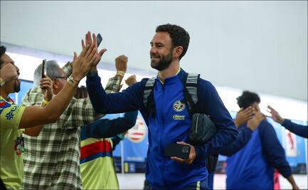 Miguel Layún conmueve a todos en el Estadio Azteca previo a su último partido como profesional