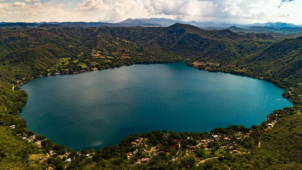 Este lago de cráter se encuentra a unas tres horas de Riviera Nayarit. Foto: Dirección de Desarrollo y Promoción de Riviera Nayarit