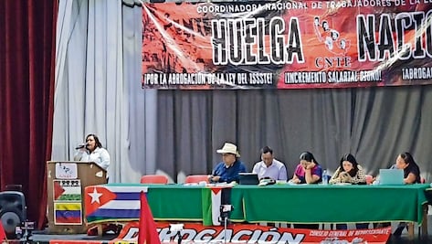 Concesiones no le bastan a la CNTE; amenaza crecer sus protestas