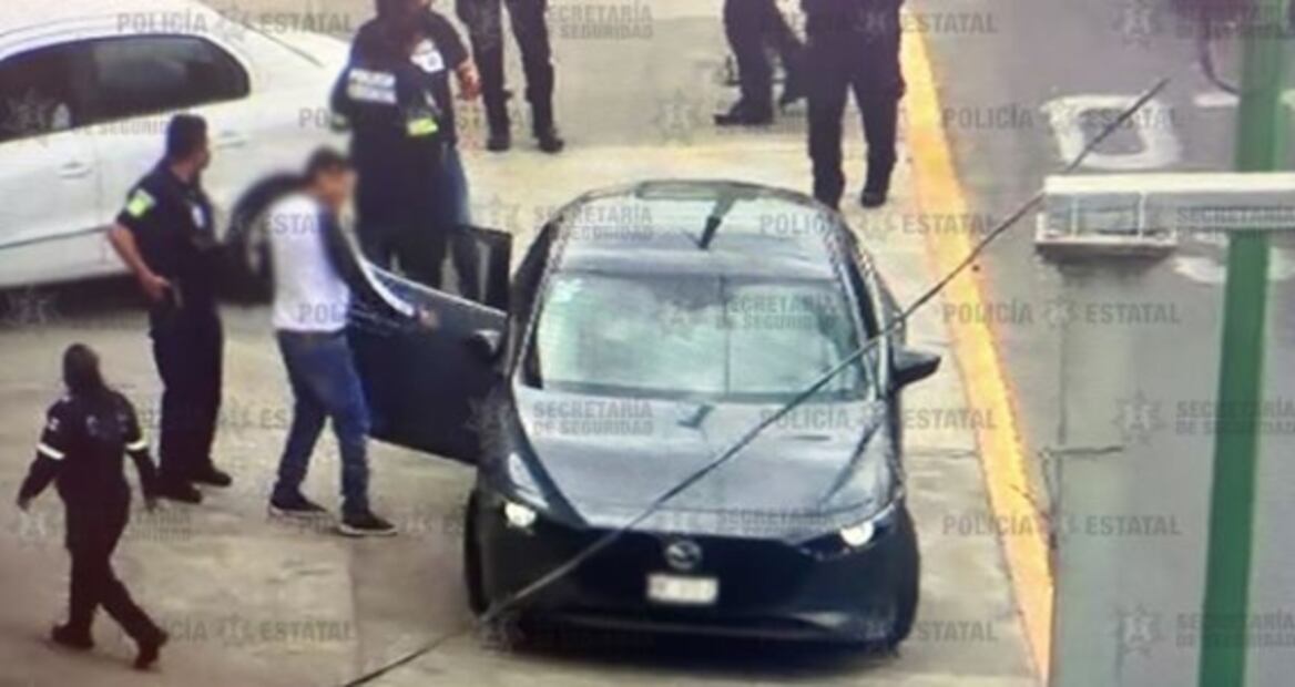 Caen dos "talladores" de tarjetas bancarias en San Mateo, Estado de México