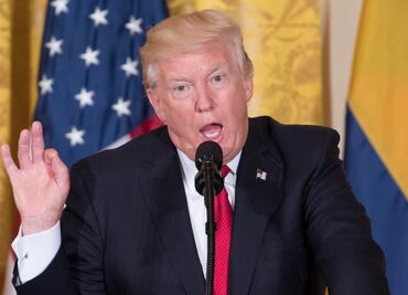 Niega Trump haber tratado de interferir en investigación del FBI sobre Rusia