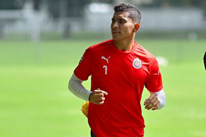 Chivas recupera a Orbelín Pineda