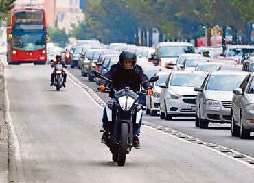 Conductores de motocicletas podrían recibir multas de más de $2,000