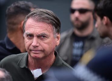 Bolsonaro sufre problema renal y anemia por lo que seguirá en el hospital este miércoles