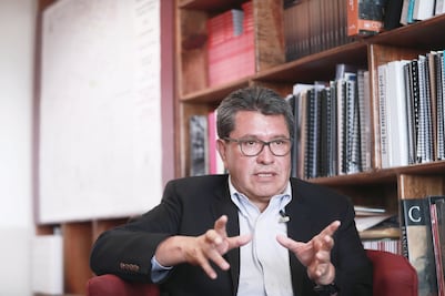Monreal propone una reforma para impulsar paridad de género en Poder Judicial
