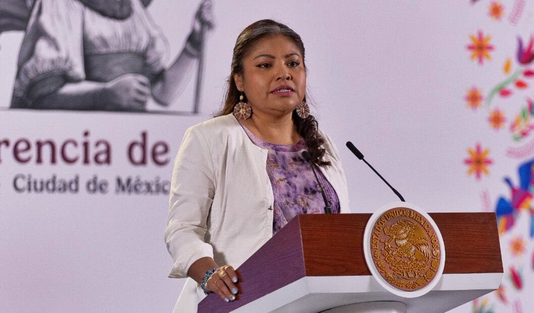 La diputada Anaís Míriam Burgos Hernández destacó el decreto  que recoge las luchas históricas y ahora le da a las niñas y adolescentes la oportunidad que el Estado va a garantizar su protección. Foto: Hugo Salvador/EL UNIVERSAL