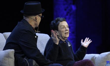 Graciela Iturbide, fotógrafa mexicana, asegura que no retrata la guerra ni la violencia por ser “muy frágil”