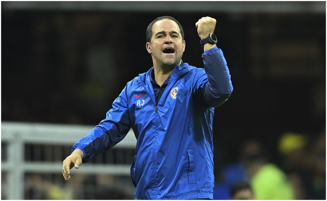 André Jardine festejando con América ante León / FOTO: imago7