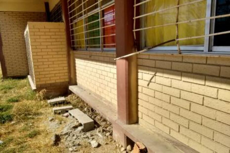 Roban escuela 40 veces; la dejan como cascarón