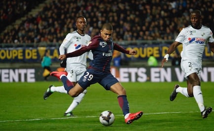 PSG recupera a Kylian Mbappé