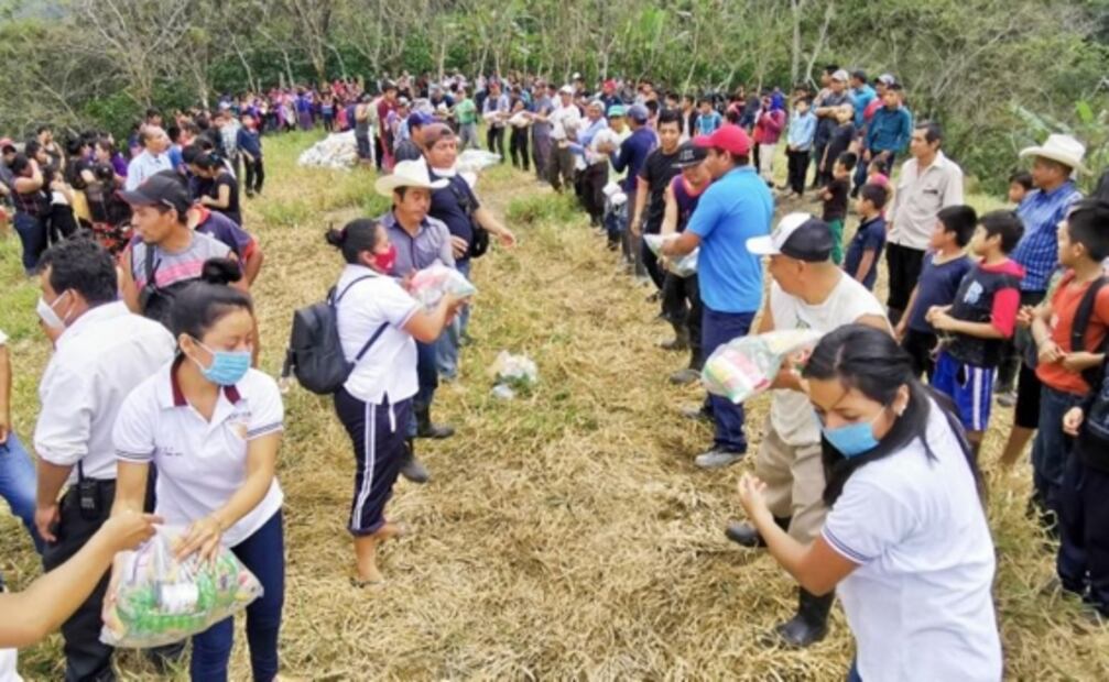 Mantienen puentes aéreos para ayuda humanitaria por lluvias en Chiapas