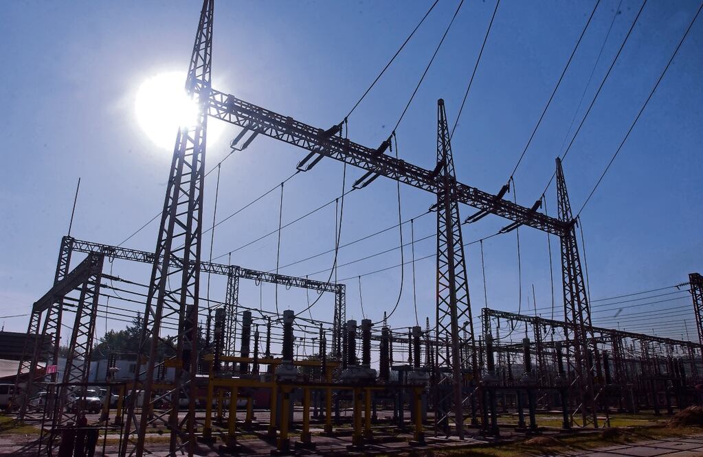 Critican seguir exportando electricidad a Belice