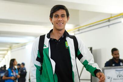 Macías ya no ve su futuro en México