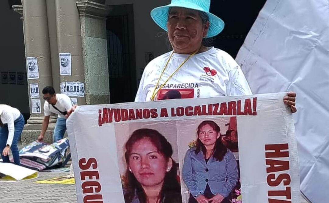 Familia de Yessenia Pascual Ramos marcha a 10 años de su desaparición en Oaxaca (10/05/2025). Foto: Jesús Santiago / EL UNIVERSAL