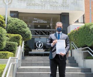 De la Garza presenta queja contra el Presidente