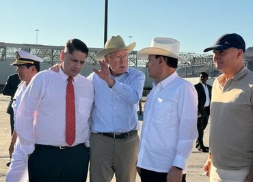 Ken Salazar explora potencial estratégico de puerto de Guaymas; reconoce al sector privado