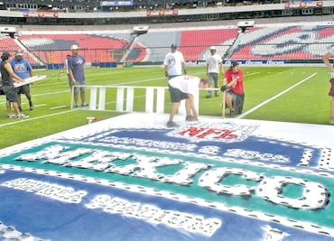 Dueño de Cowboys le hace el feo al Azteca