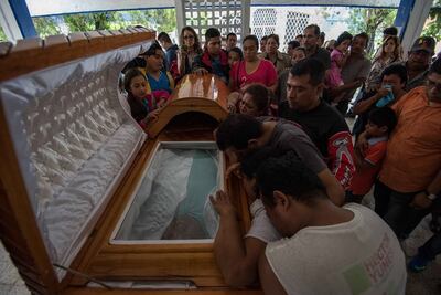 Dan último adiós al periodista Pedro Tamayo