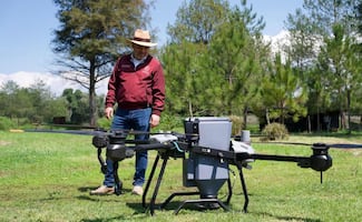 Michoacán impulsa la restauración de ecosistemas forestales; dispersa con drones 200 mil semillas en siete municipios