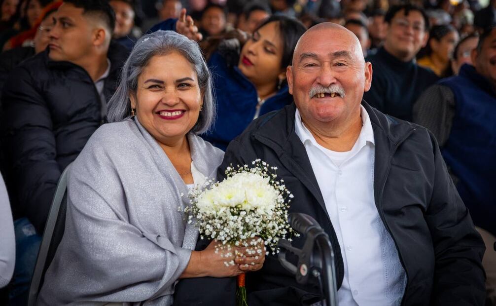 Se unieron 2 mil 382 parejas del Estado. Foto: Especial