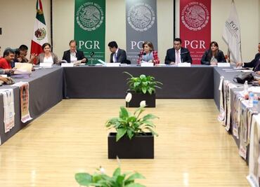 Padres de los 43 valoran seguir diálogo con autoridades